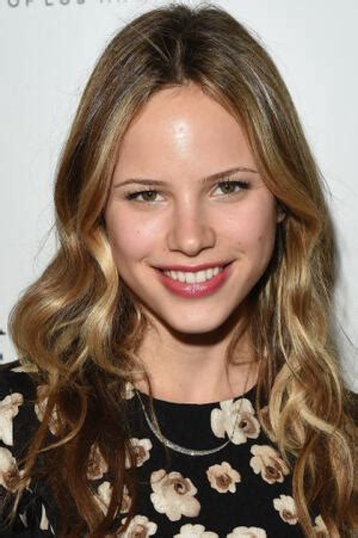 Halston Sage Biography; Net Worth, Age, Height, High School And Partner