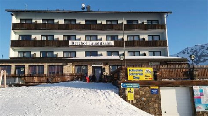 Hotel Berghof Tauplitzalm, Tauplitz, Austria