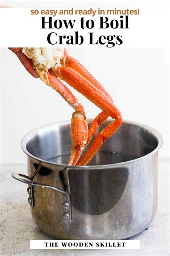 How long do you cook crab legs for
