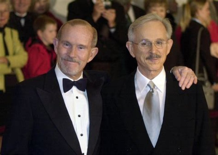 How old was Tom Smothers? Where did Tom Smothers live?