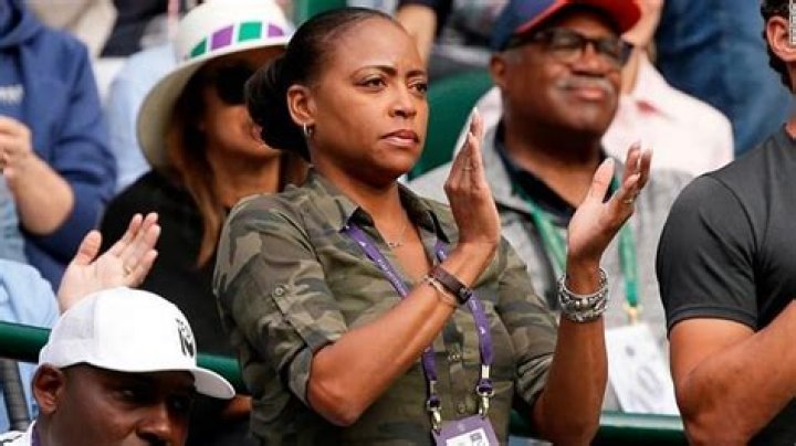 Is Coco Gauff related to Leon Robinson?