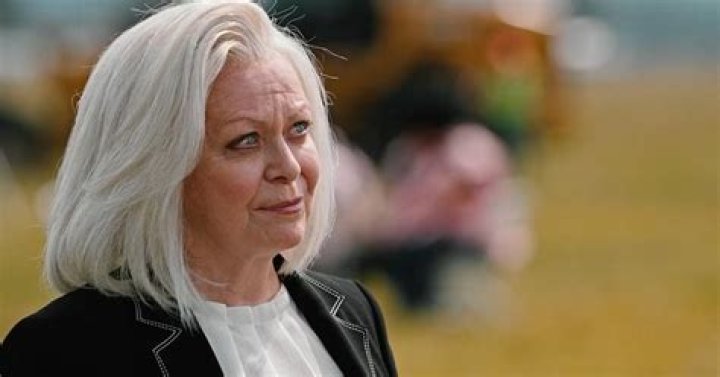 Is Sally Struthers in Yellowstone?