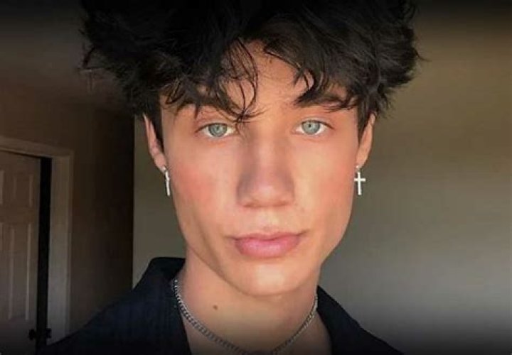 Jaden Hossler (TikTok Star) Biography, Age, Girlfriend, Height, Net Worth