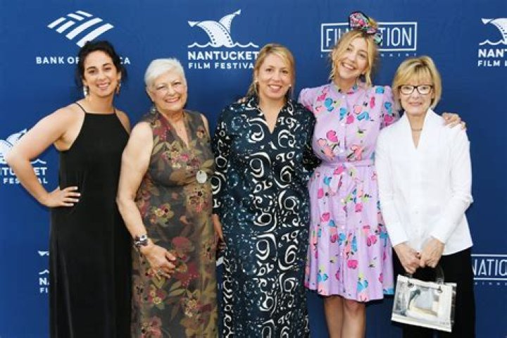 Jane Curtin Age, Height, Movies and TV Shows, Education, Family