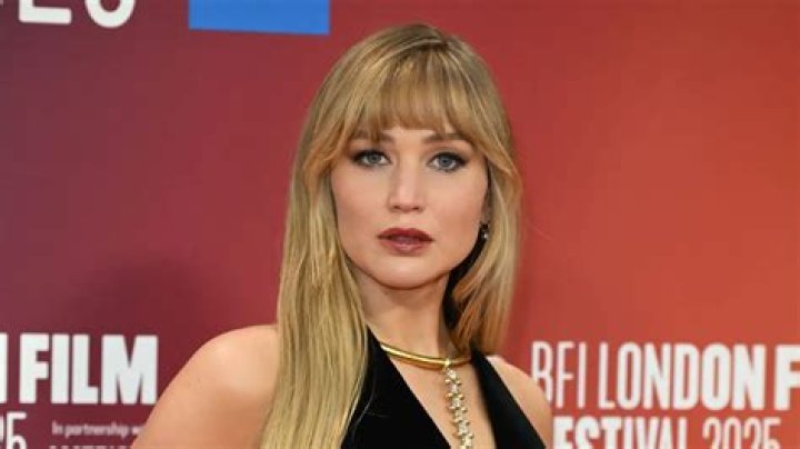 Jennifer Lawrence Biography: Net Worth, Age, Instagram, Net Worth, Husband, Height, Kids, Parents