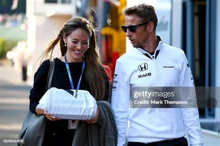 Jenson Button: Wife, net worth, tattoos, smoking & body facts