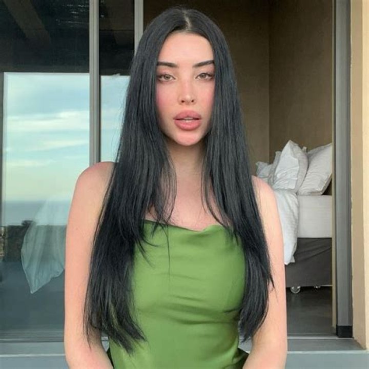 Jessii Vee (YouTube Star) Wiki, Bio, Age, Height, Weight, Measurements, Dating, Net Worth, Facts
