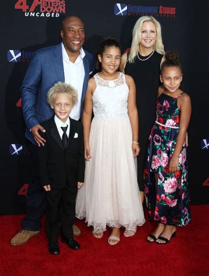 Jimmie Allen – Bio, Facts, Wife, Kids, Net Worth, Nationality, Family