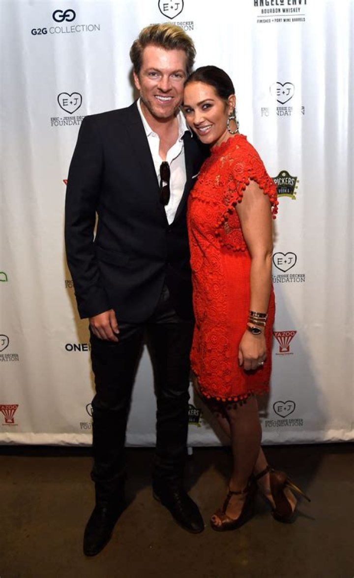 Jimmy Fallon Height, Weight, Age, Wiki, Bio, Wife, Net Worth