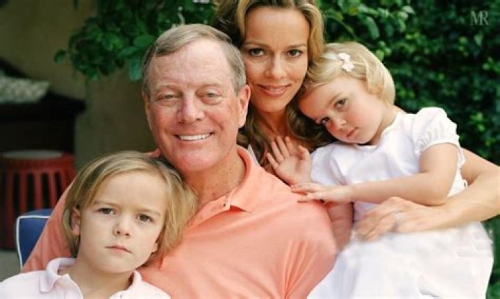 John Mark Koch Bio, Age, Wiki, Height, Family, Wife, Siblings and Net Worth