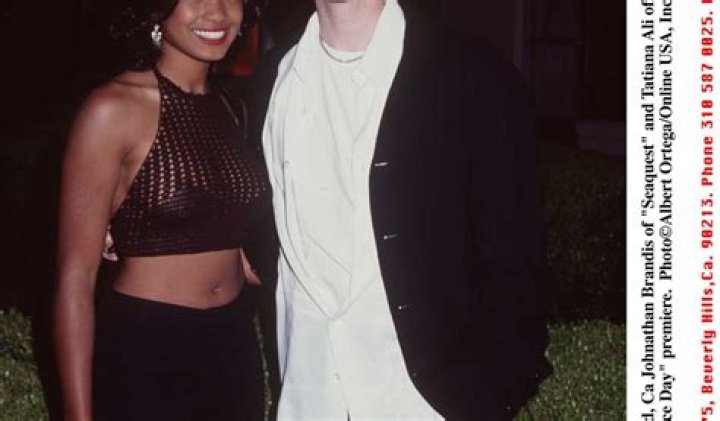 Jonathan Brandis Height, Weight, Net Worth, Age, Birthday, Wikipedia, Who, Nationality, Biography