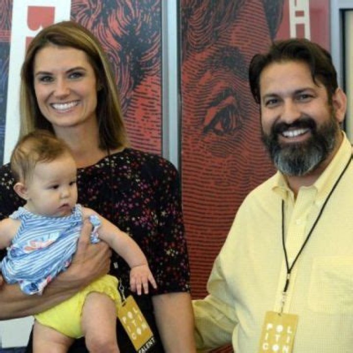 Jonathan R. Dariyanani- Wiki, Biography, Age, Height, Net Worth, Wife