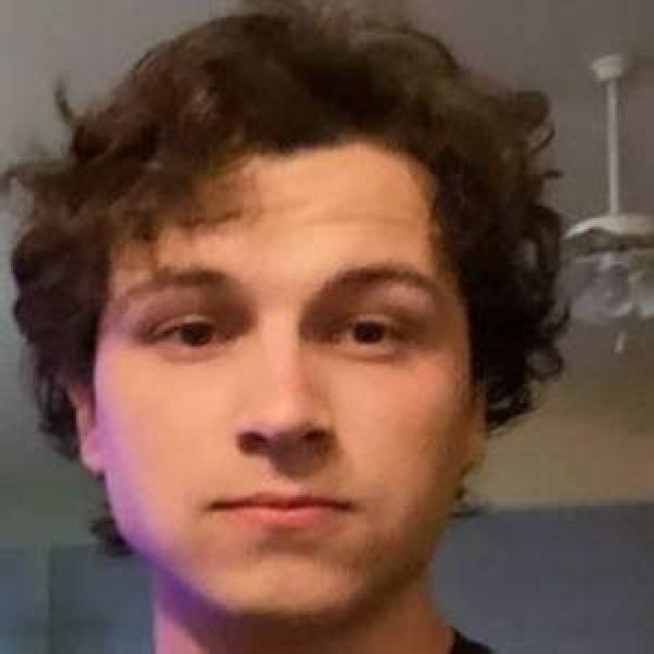 Jordan Johnson TikTok Age, Wiki, Height, Girlfriend, Parents, Family