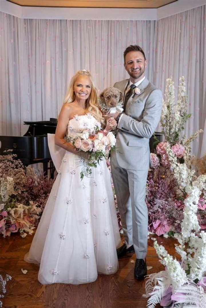 Josh Bryant Age: How old is Josh Bryant engaged to Kristin Chenoweth?
