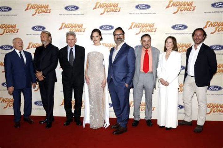 Juliana Davies Height, Weight, Net Worth, Age, Birthday, Wikipedia, Who, Nationality, Biography