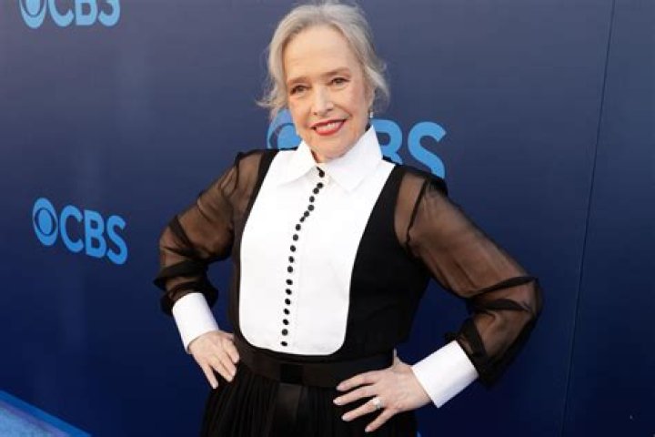 Kathy Bates: dating, net worth, tattoos, smoking & body measurements