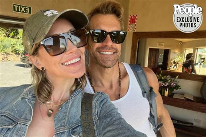 Katie Cassidy: Boyfriend, net worth, tattoos, smoking & body measurements