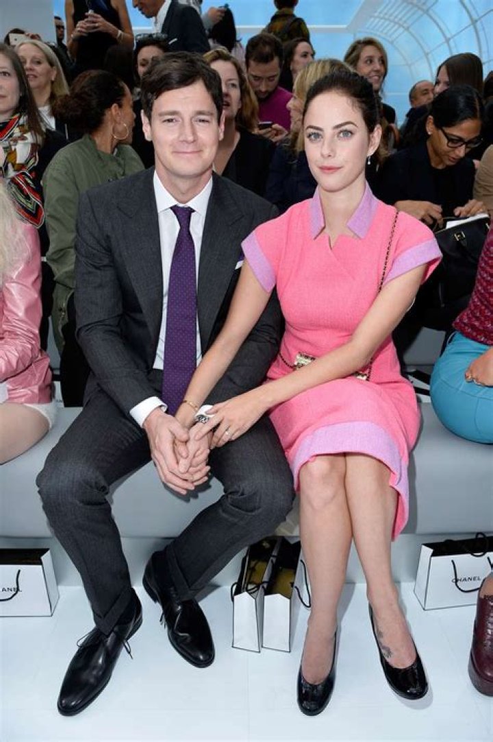 Kaya Scodelario: Boyfriend, net worth, tattoos, smoking & body measurements
