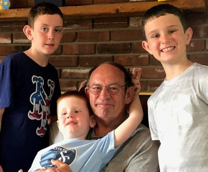 Lara Moritz Bio, Wiki, Age, Birthday, Height, Husband, Family, KMBC 9 News, Salary, and Net Worth.