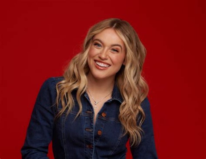 Lauren Conrad Age, Height, Weight, Education, Instagram, Twitter