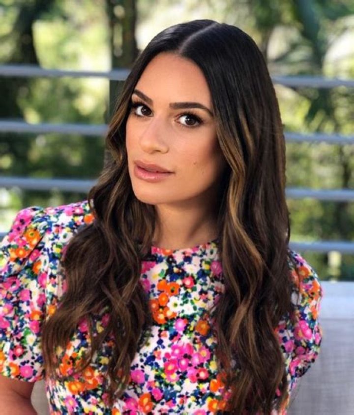 Lea Michele – Bio, Facts, Wiki, Net Worth, Affair, Husband, Wedding, Fiance, Engaged, Tattoos, Age, Height, Family, Albums, Married, Awards, Career