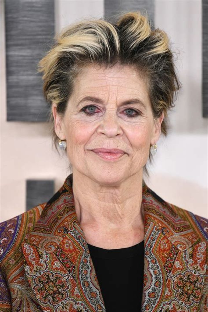 Linda Hamilton’s Net Worth, Age, Height, Weight, Husband, Kids, Bio-Wiki