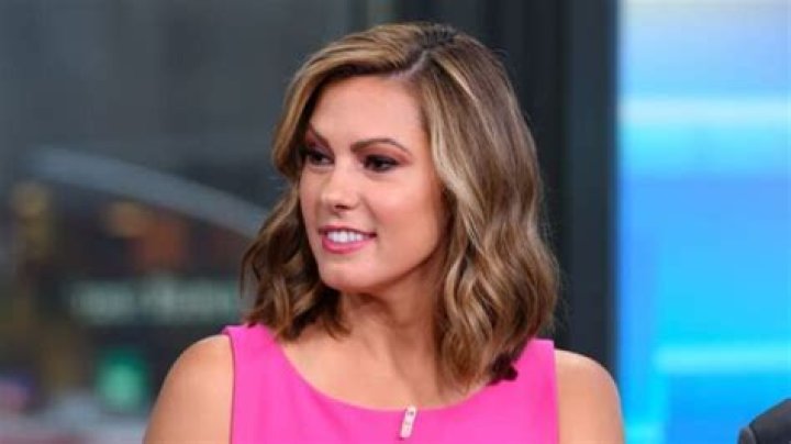 Lisa Boothe Bio, Age, Husband, , Fox News, Surgery, Salary, Net Worth