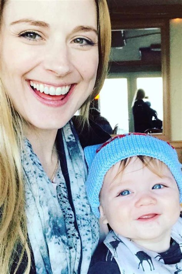 Lisa Breckenridge Bio-Wiki, Husband, Age, Surgery, Net Worth and CBS 2