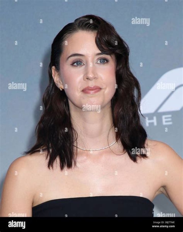 Liz Kingsman Age, Wiki, Biography, Height, Boyfriend, Instagram, Dating