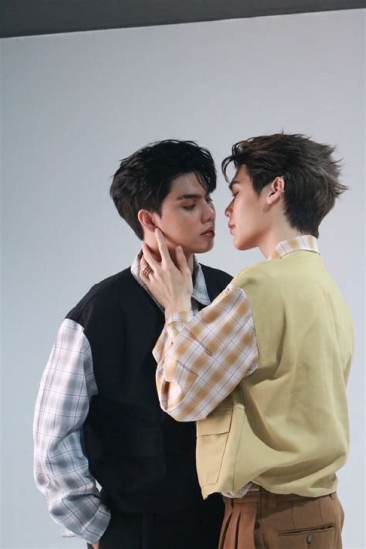 ‘Love Is In The Air’ Teaira Walker and Moise Kean Are The New Couple The Internet Is Rooting For