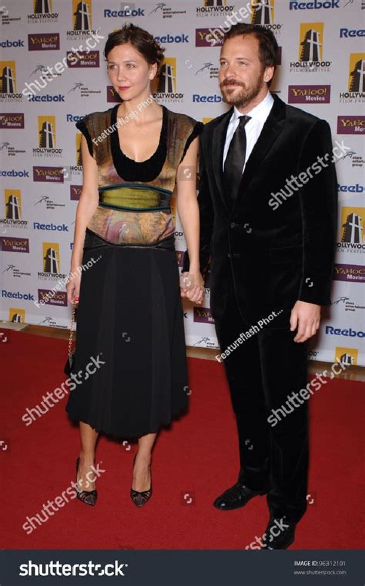 Maggie Gyllenhaal: Husband, net worth, tattoos, smoking & body measurements