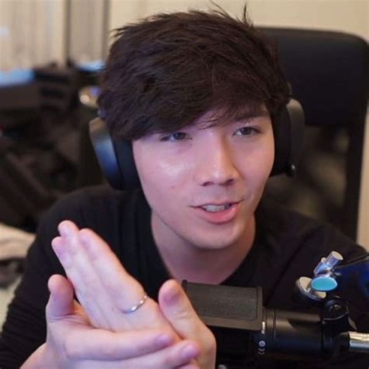 Masayoshi Age: Twitch Streamer