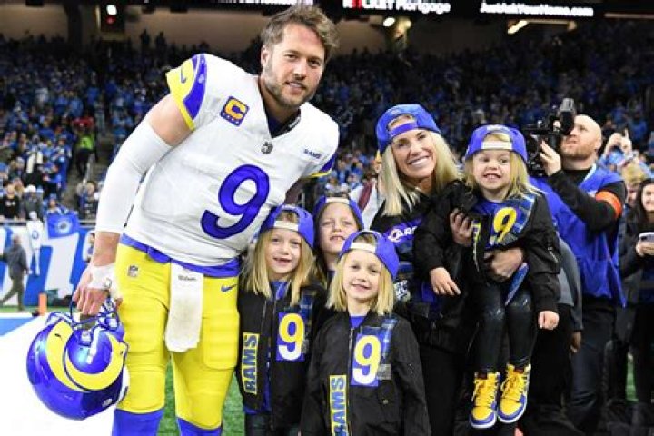 Matthew Stafford And Wife Kelly Stafford – Kids, Age Difference & Net Worth