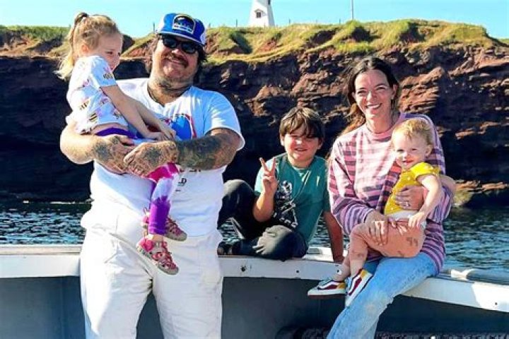 Matty Matheson: Wife, net worth, tattoos, smoking & body facts