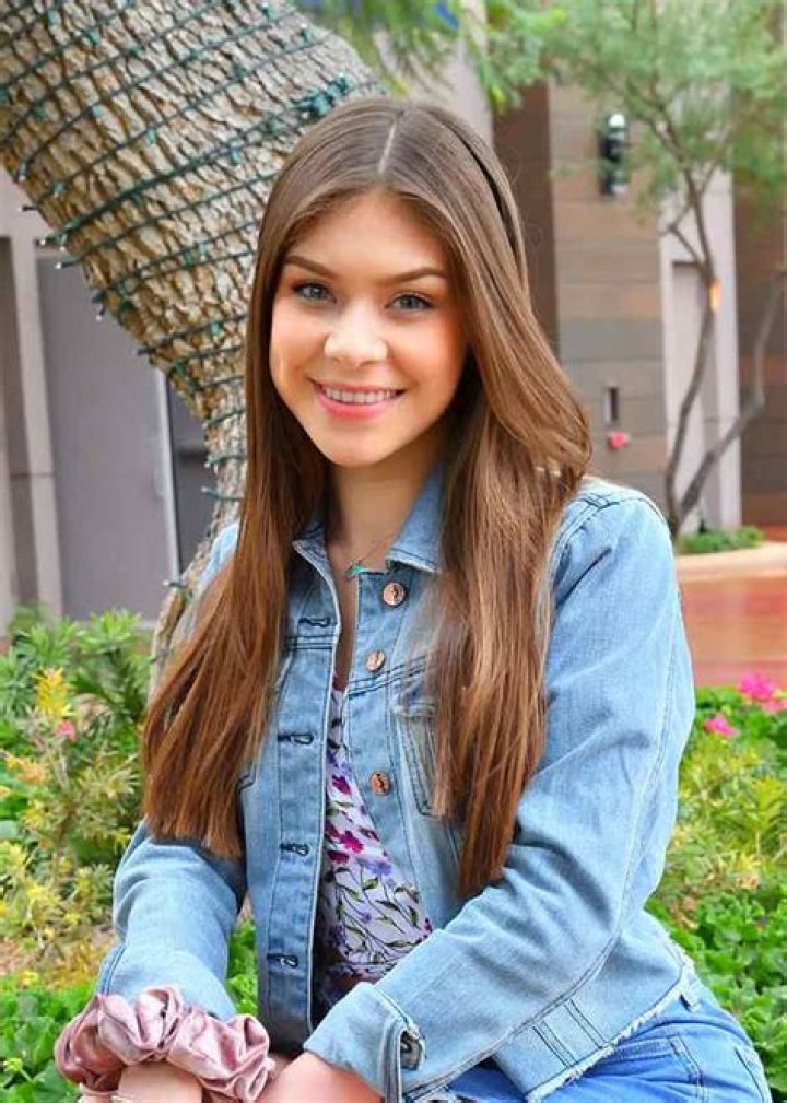 Max Charles Bio, Wiki, Age, Height, Girlfriend, Actor, Movies and Net Worth