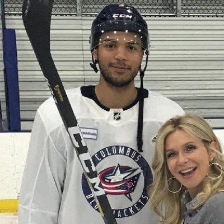 Meet Amy Jones- All About Seth Jones Mother | Family & Wiki