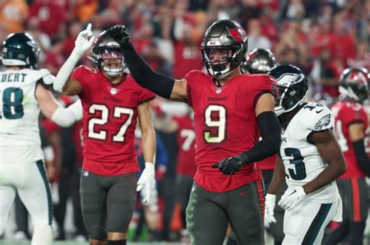 Meet Tryon Shoyinka Parents On Instagram: Learn Everything About The American Footballer