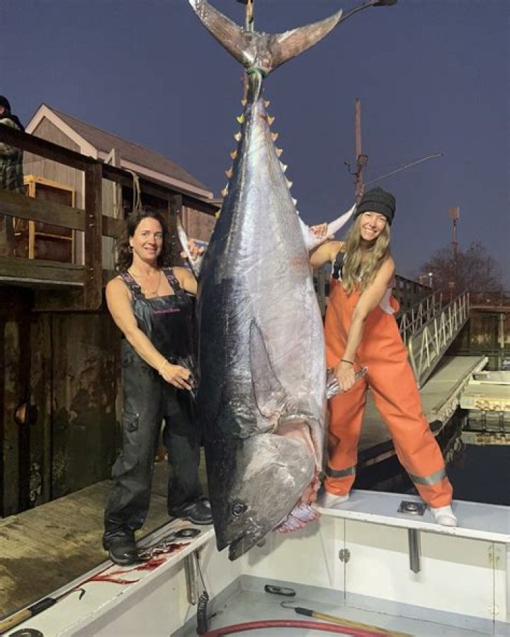 Meet Tyler McLaughlin Sister Marissa McLaughlin From Wicked Tuna