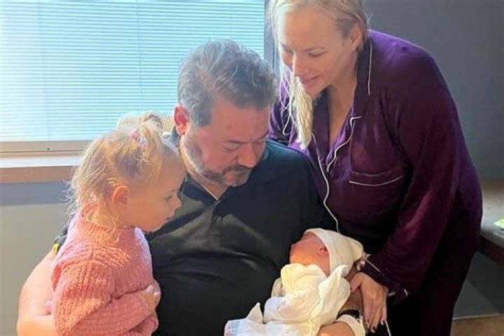 Meghan McCain’s Net Worth, Age, Height, Weight, Husband, Kids, Bio-Wiki