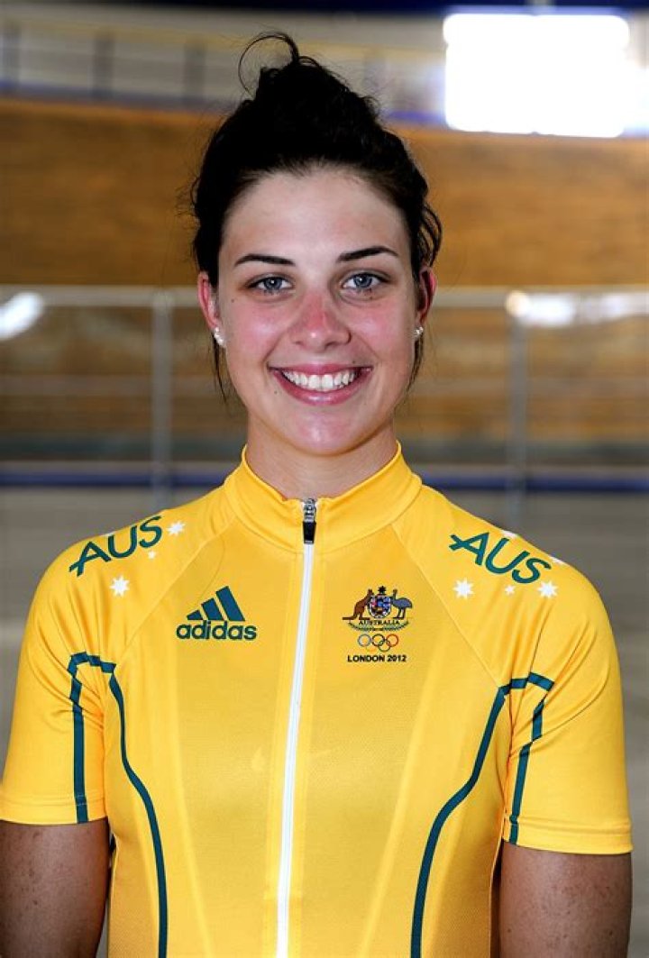 Melissa Hoskins: Australian Olympic cyclist dies aged 32