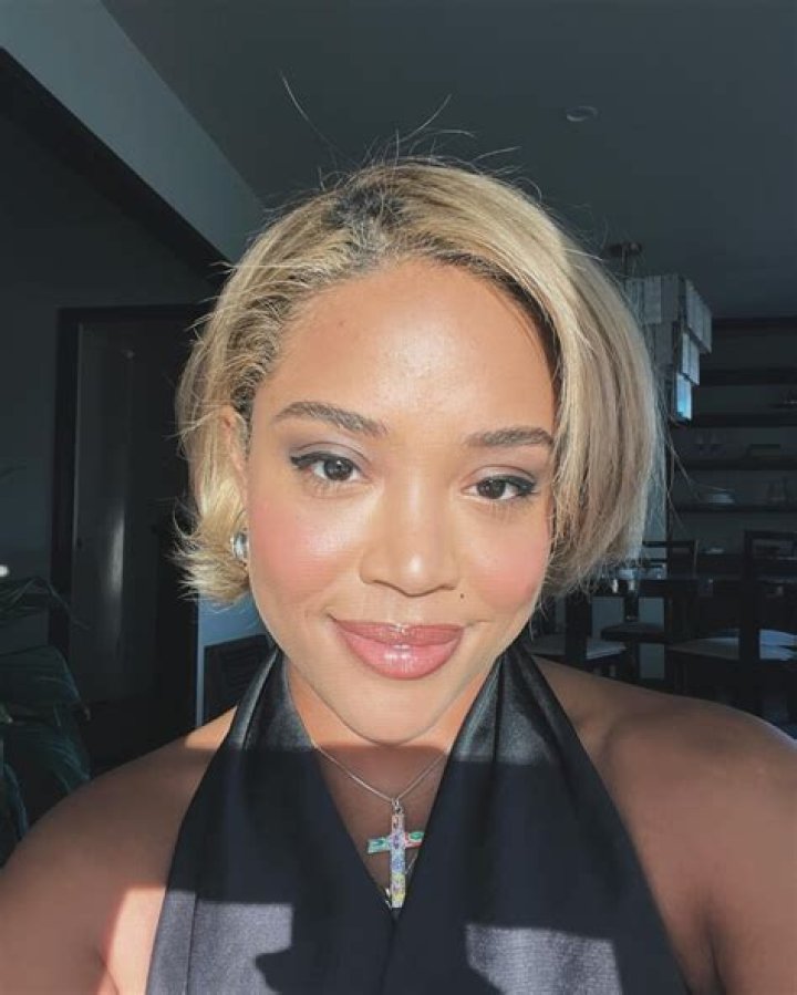 Mercedes Maxwell Age, Wiki, Biography, Height, Instagram, Net Worth, Boyfriend