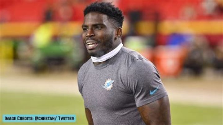 Michael Brown (footballer, born 1977)’s biography, net worth, fact, career, awards and life story