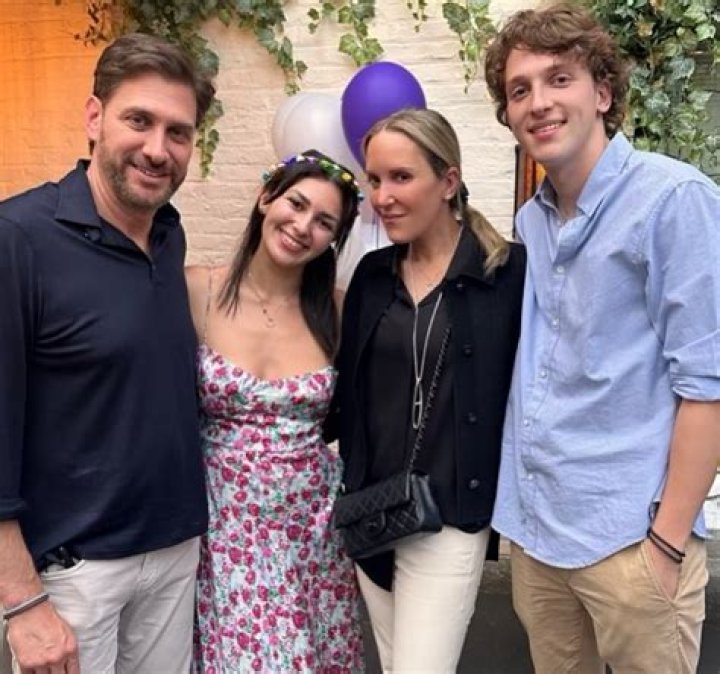 Mike Greenberg Net Worth