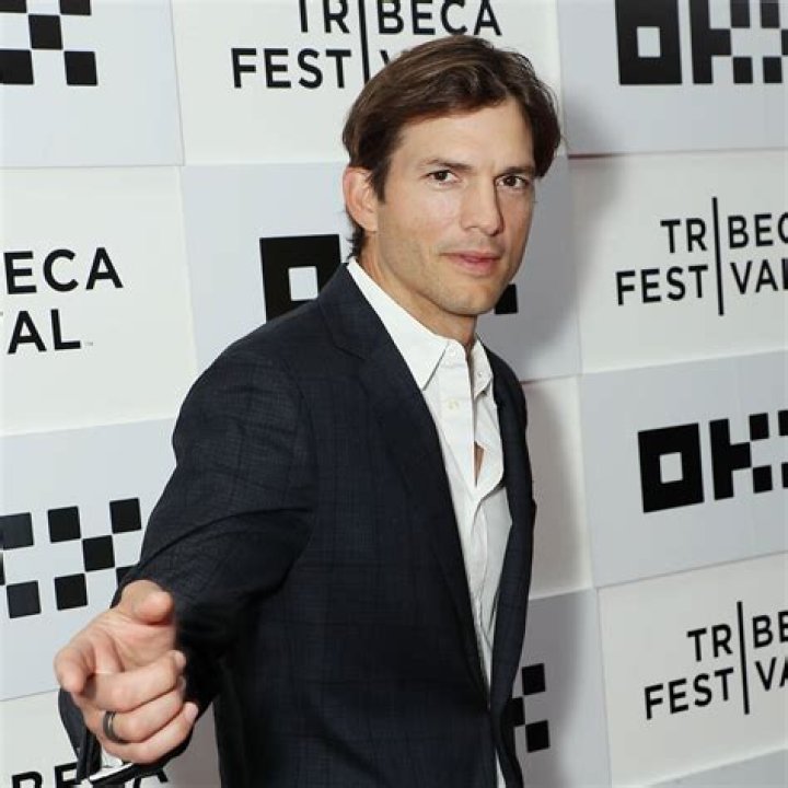 Mike Van Reekum Age, Wiki, Biography, Net Worth, Height in Feet, Birthday, Husband
