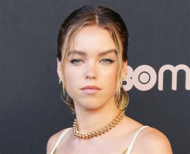 Milly Alcock (Actress) Wikipedia, Biography, Age, Height, Weight, Boyfriend, Net Worth, Family, Career, Facts