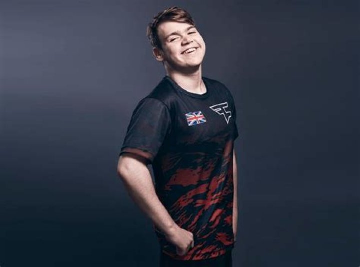 Mongraal: Girlfriend, Family, Setup, Prize Money & Net Worth