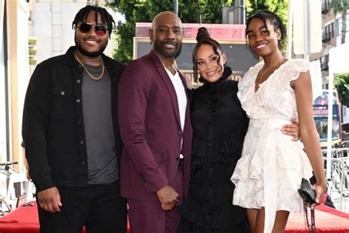 Morris Chestnut Biography, Age, Wife, Kids, Family, Daughter, Movies and TV Shows