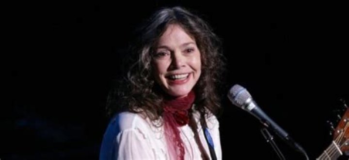 Nanci Griffith Wiki, Net Worth, Husband, Family, Cause of Death, Cancer, Illness, Health Problems, Children, Obituary