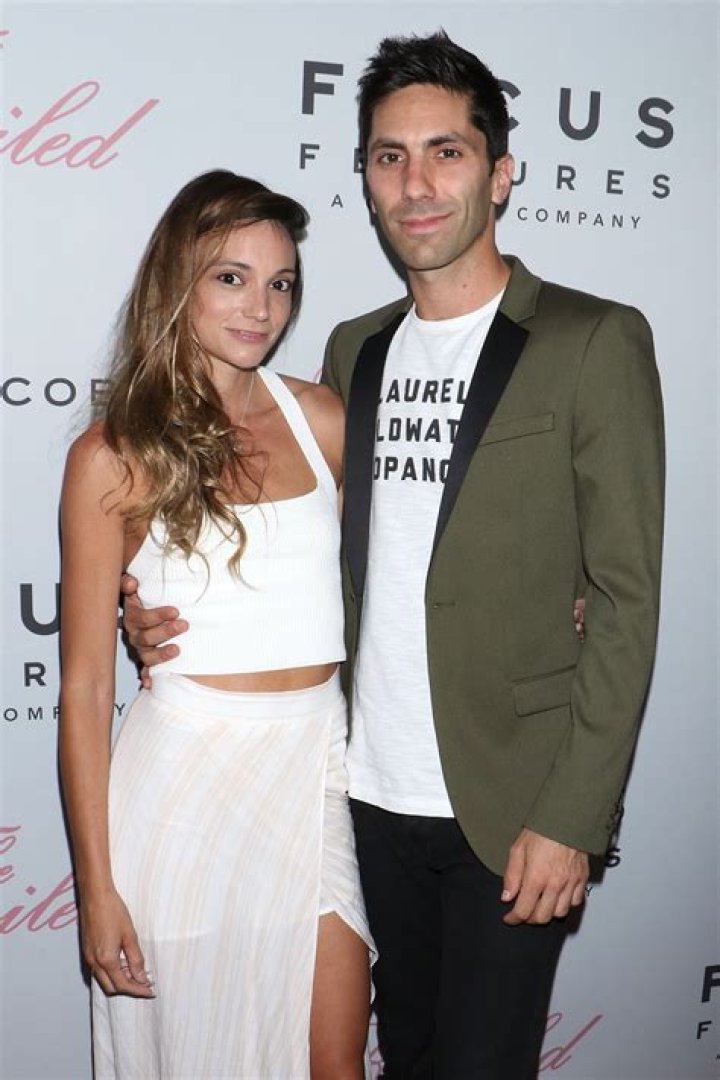 Nev Schulman Age, Wiki, Biography, Net Worth, Height, Wife, Children, Married Life & Children
