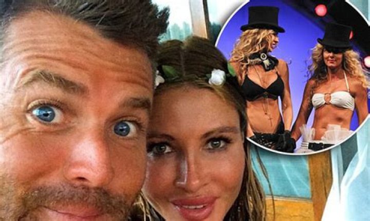 Nicola Robinson Age, Height: Pete Evans Model Wife And Instagram